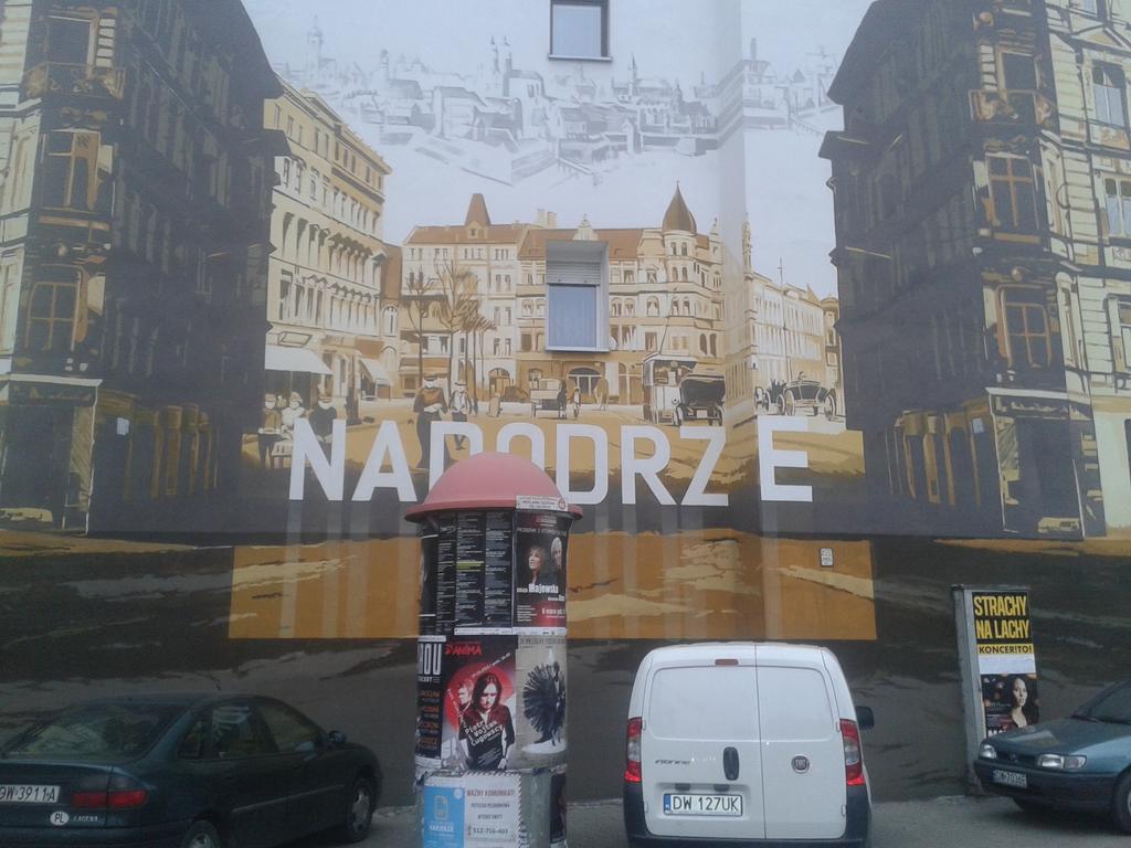 Apartament Venge -Cale Mieszkanie 46M2 Na Wylacznosc - Z Jedna Sypialnia I Jednym Sypialno-Salonem -3 Pietro Bez Windy- Rezerwacja Bez Karty Kredytowej-Klimatyzacja-Netflix-2 Lozeczka Dzieciece- Bezplatny Parking Publiczny Вроцлав Екстериор снимка