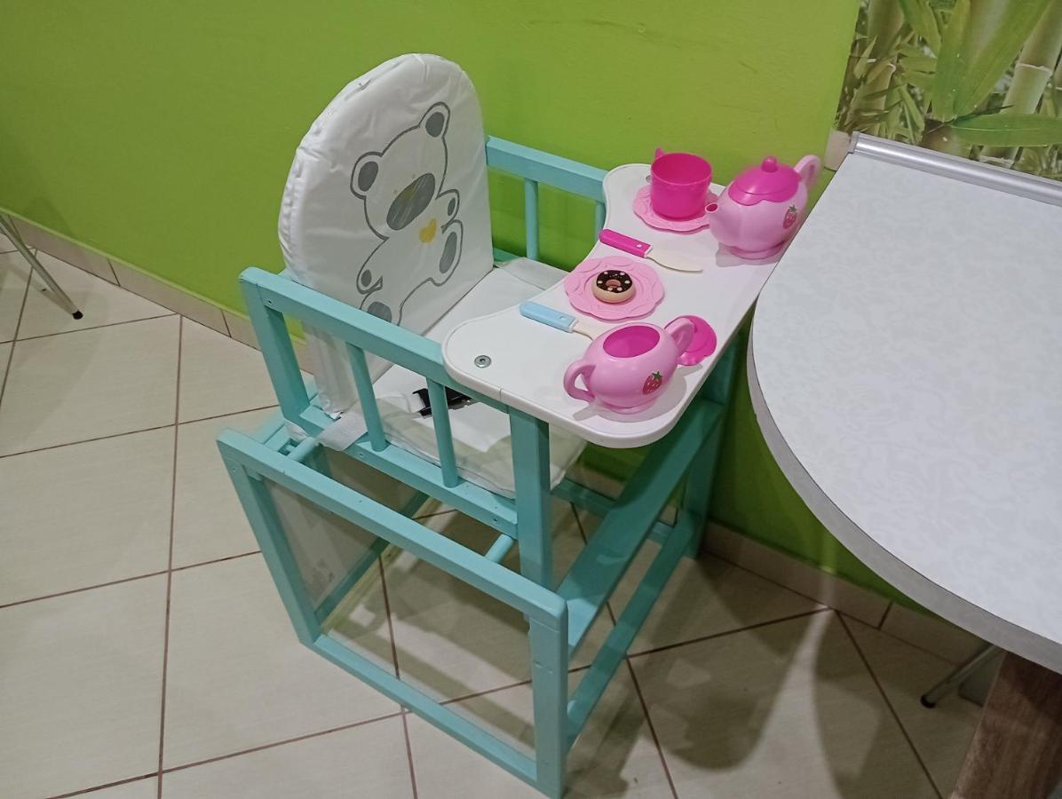 Apartament Venge -Cale Mieszkanie 46M2 Na Wylacznosc - Z Jedna Sypialnia I Jednym Sypialno-Salonem -3 Pietro Bez Windy- Rezerwacja Bez Karty Kredytowej-Klimatyzacja-Netflix-2 Lozeczka Dzieciece- Bezplatny Parking Publiczny Вроцлав Екстериор снимка