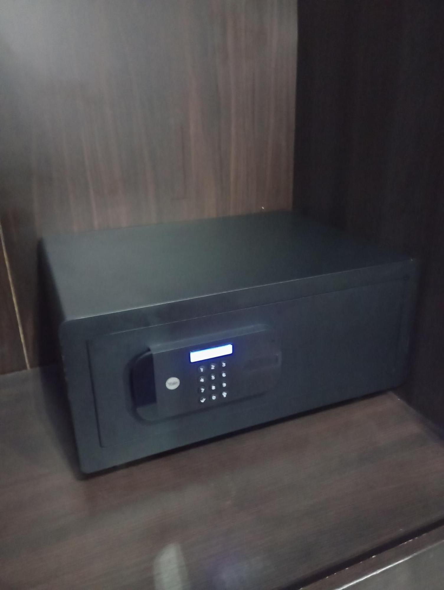 Apartament Venge -Cale Mieszkanie 46M2 Na Wylacznosc - Z Jedna Sypialnia I Jednym Sypialno-Salonem -3 Pietro Bez Windy- Rezerwacja Bez Karty Kredytowej-Klimatyzacja-Netflix-2 Lozeczka Dzieciece- Bezplatny Parking Publiczny Вроцлав Екстериор снимка