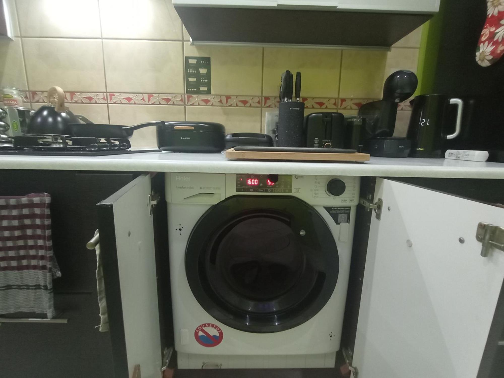 Apartament Venge -Cale Mieszkanie 46M2 Na Wylacznosc - Z Jedna Sypialnia I Jednym Sypialno-Salonem -3 Pietro Bez Windy- Rezerwacja Bez Karty Kredytowej-Klimatyzacja-Netflix-2 Lozeczka Dzieciece- Bezplatny Parking Publiczny Вроцлав Екстериор снимка