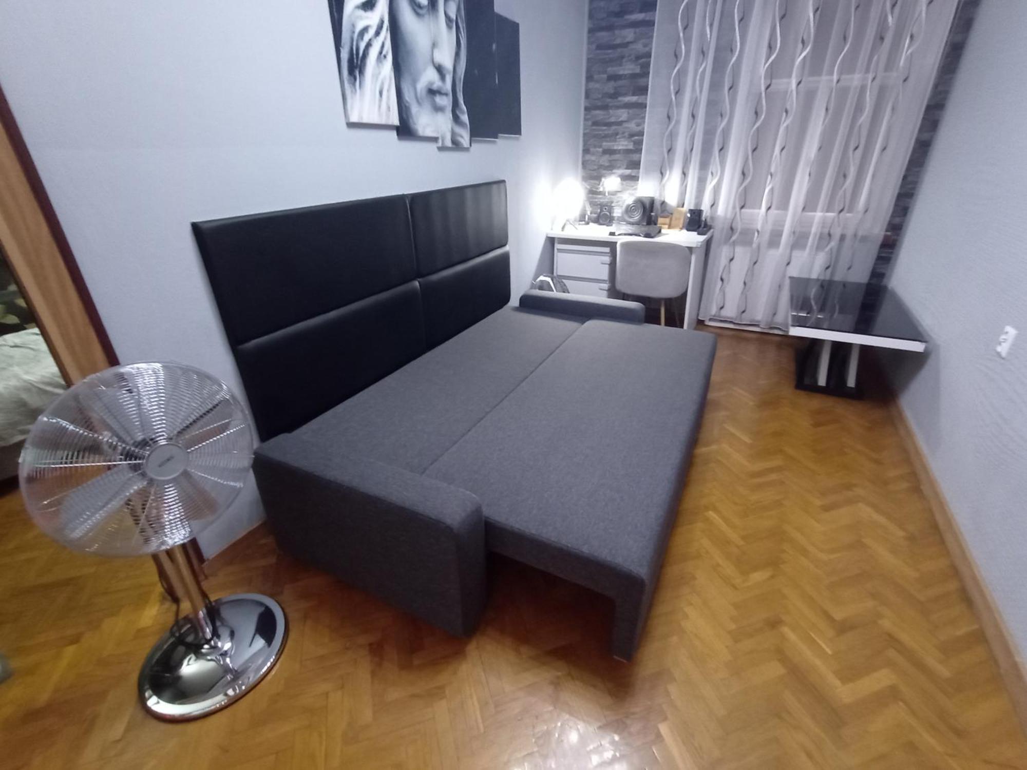 Apartament Venge -Cale Mieszkanie 46M2 Na Wylacznosc - Z Jedna Sypialnia I Jednym Sypialno-Salonem -3 Pietro Bez Windy- Rezerwacja Bez Karty Kredytowej-Klimatyzacja-Netflix-2 Lozeczka Dzieciece- Bezplatny Parking Publiczny Вроцлав Екстериор снимка